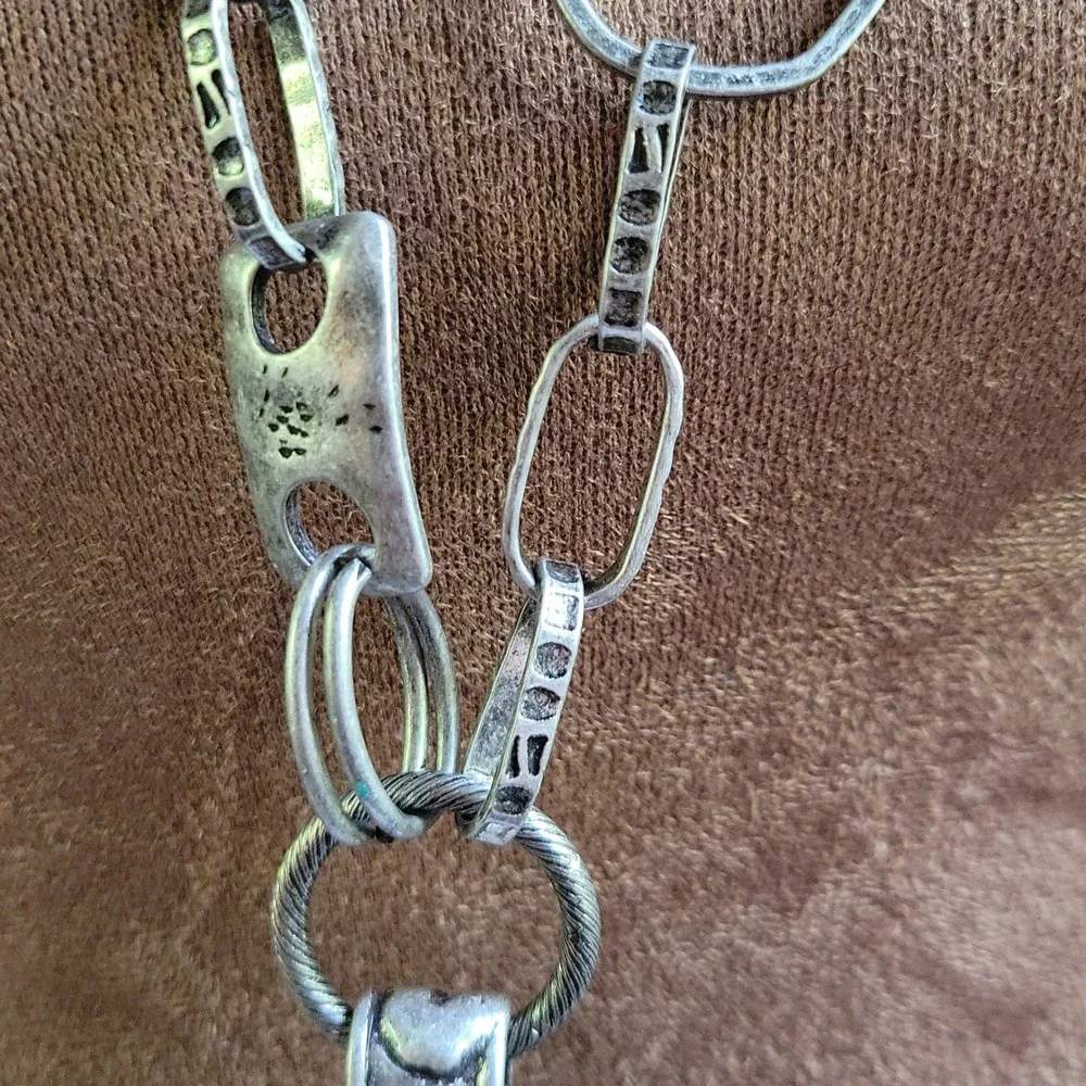 Silver Tone Chunky Mixed Link Heart‎ Pendant Necklace 32